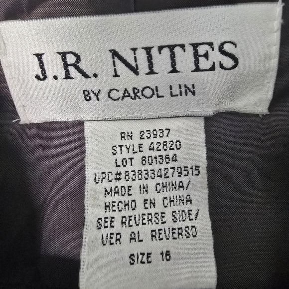 COPY - J.R. Nites Carol Lin Jacket Tank Set 2-Pc Taupe Bead 3/4 Sleeve Cuff Wom… - Picture 7 of 16